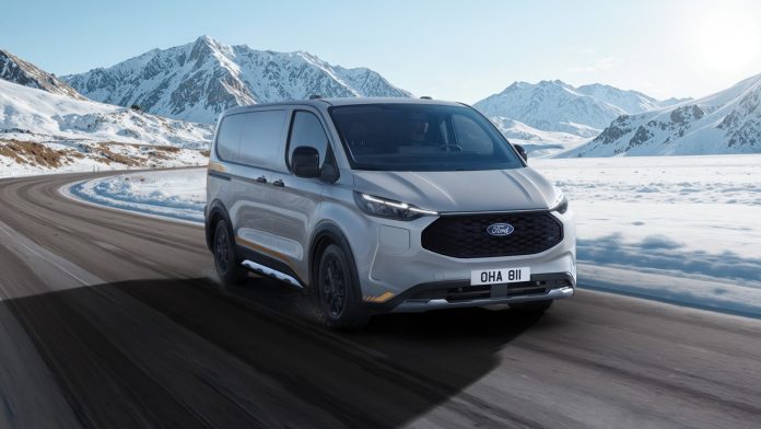 (13) E-Transit_Custom_Trail_AWD_1