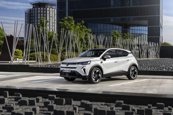 (22) Renault Captur Hybrid