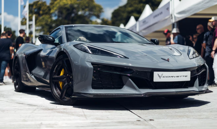 (12) Corvette