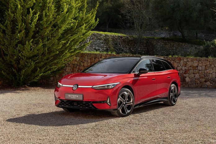 The all-electric Volkswagen ID.7 GTX Tourer