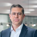 ZF: Νέος CEO στα δύσκολα