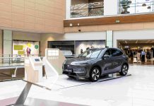 Το Geely EX5 στο The Mall Athens