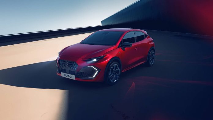 Renault Clio full hybrid E-Tech - Esprit Alpine - Absolute Red (9)