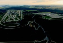 Mercedes-Benz: Κέντρο Δοκιμών Φωτισμού