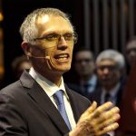 Carlos Tavares: Η Stellantis ενδέχεται να διασπαστεί… – Τι λέει σε βιβλίο του ο πρώην CEO του μεγάλου Ομίλου