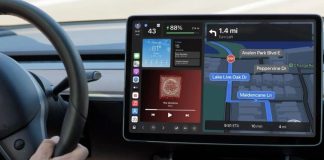 Tesla: Προς ενσωμάτωση του Apple CarPlay