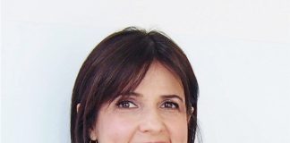 Επίσημα στην Kosmocar η Ελεάννα Βήττα