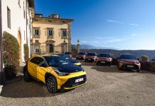Νέο Toyota Aygo X Hybrid από 19.670 ευρώ – Αποστολή στη Φλωρεντία