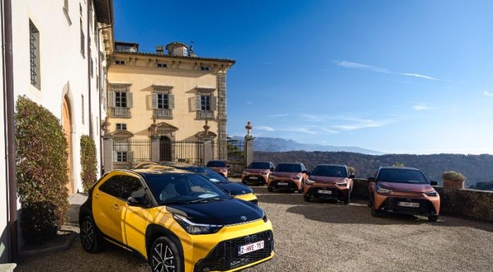 Νέο Toyota Aygo X Hybrid από 19.670 ευρώ – Αποστολή στη Φλωρεντία