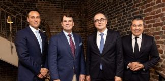 Συνεργασία ορόσημο μεταξύ Ford και Renault Group