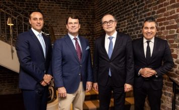 Συνεργασία ορόσημο μεταξύ Ford και Renault Group