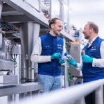 BMW Group και Encory εγκαινιάζουν καινοτόμο κέντρο ανακύκλωσης κυψελών μπαταριών