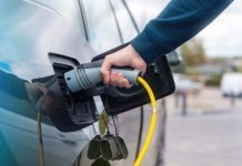 Η ΕΕ φέρνει νέους, υποχρεωτικούς στόχους για εταιρικούς στόλους