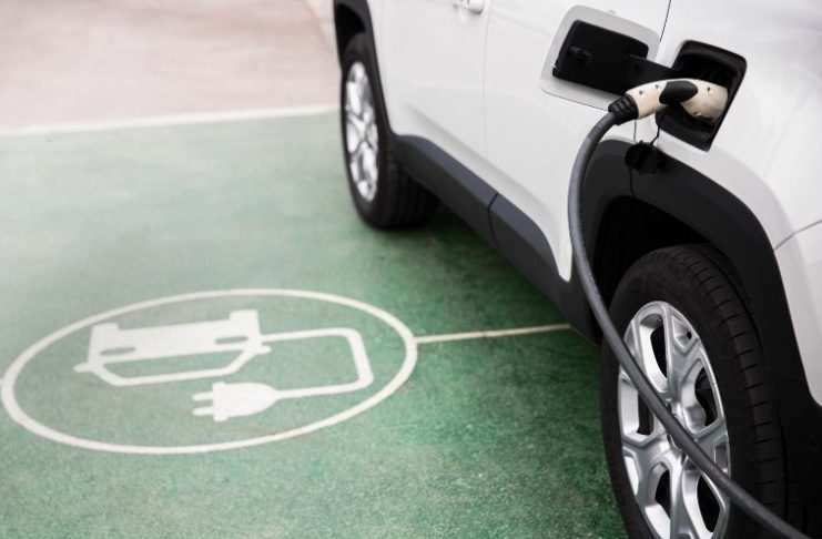 Διχασμένοι οι εταιρικοί στόλοι με τα σχέδια της ΕΕ για δεσμευτικές ποσοστώσεις στα EV