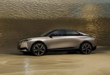 DS N°8: Στην Ελλάδα η νέα ναυαρχίδα της DS Automobiles από 56.900€