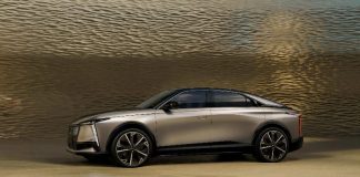 DS N°8: Στην Ελλάδα η νέα ναυαρχίδα της DS Automobiles από 56.900€