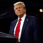 O Trump βάζει τέλος στο ρυθμιστικό πλαίσιο εκπομπών οχημάτων