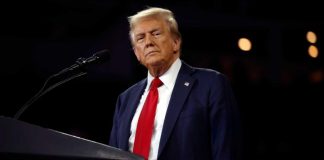 O Trump βάζει τέλος στο ρυθμιστικό πλαίσιο εκπομπών οχημάτων