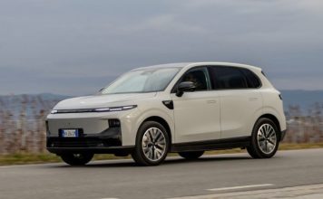 Νέο Plug-In Leapmotor B10 Hybrid EV με αυτονομία 900 χλμ και τιμή 29.623€