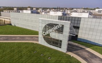 Η Cummins αποχωρεί από την αγορά μονάδων ηλεκτρόλυσης και παγώνει νέα έργα