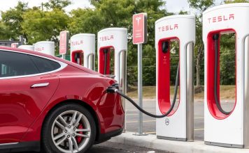 Ποιες εταιρείες ηγούνται στις «καθαρές» αλυσίδες εφοδιασμού των EV