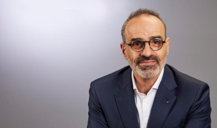 NISSAN - George Leondis