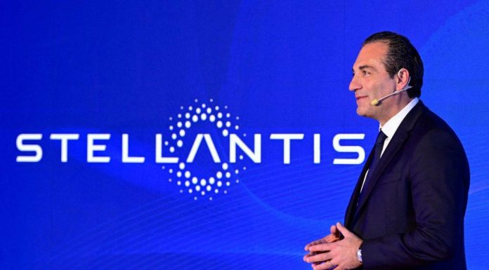 Ζημιά 22,3 δισ. ευρώ για την Stellantis το 2025