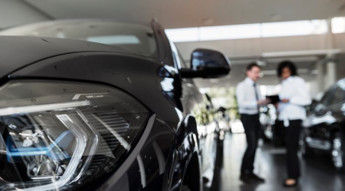 Ο πόλεμος τιμών στην Ευρώπη απειλεί τη στρατηγική των αυτοκινητοβιομηχανιών