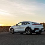 Πανίσχυρη και κομψή η νέα Porsche Cayenne Coupé