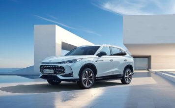 MG HS PHEV+: Ένα πλήρες D-SUV 272 ίππων από 32.900€