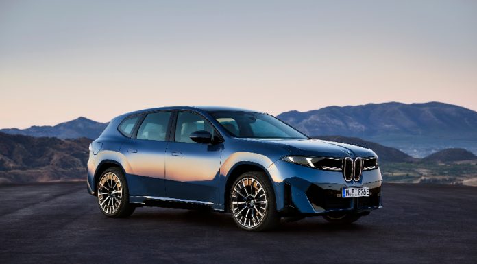 BMW iX3: «Παγκόσμιο Αυτοκίνητο της Χρονιάς» και… όχι μόνο