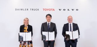 Η Toyota εξετάζει συνεργασία με Daimler και Volvo για τεχνολογίες υδρογόνου