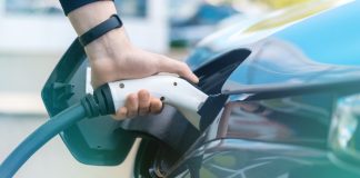 Έως και 300% υψηλότερες οι πραγματικές εκπομπές των PHEV