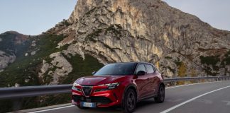Με αναβαθμισμένη γκάμα η Alfa Romeo Junior Ibrida