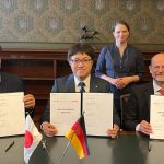Συνεργασία Daimler Truck, MB Energy και Kawasaki Heavy Industries για ανάπτυξη υγροποιημένου υδρογόνου