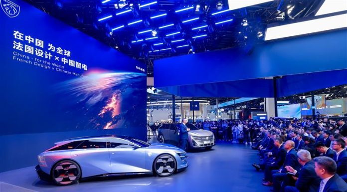 Stellantis και Dongfeng σε συμφωνία 1 δισ. ευρώ