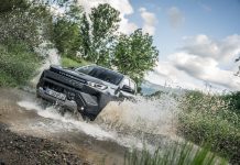 Νέα γενιά Toyota Hilux: Η «εξηλεκτρισμένη» εξέλιξη ενός θρύλου