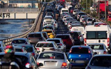 ΑΑΔΕ: Μέσω ΑΙ τα πρόστιμα σε ανασφάλιστα οχήματα