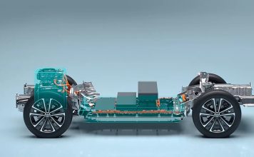 Η Toyota φέρνει νέας γενιάς μπαταρίες για τα υβριδικά της