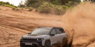 Jeep Compass: Νέες και ισχυρότερες εκδόσεις με μεγαλύτερη αυτονομία