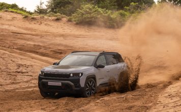 Jeep Compass: Νέες και ισχυρότερες εκδόσεις με μεγαλύτερη αυτονομία